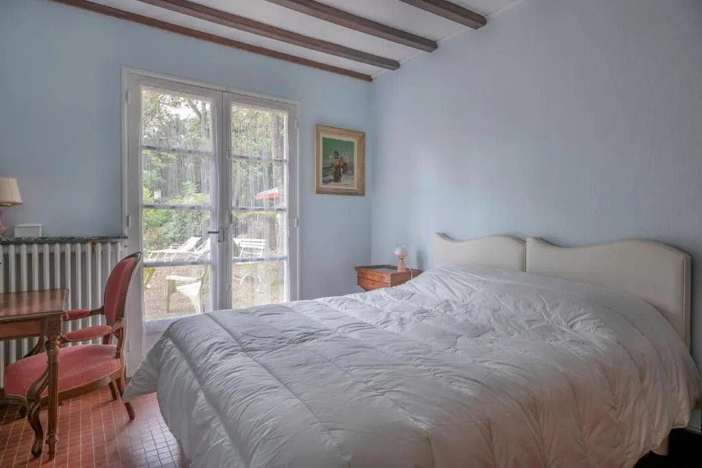 Maison Familiale Dans Les Pins a 300 M de la Plage