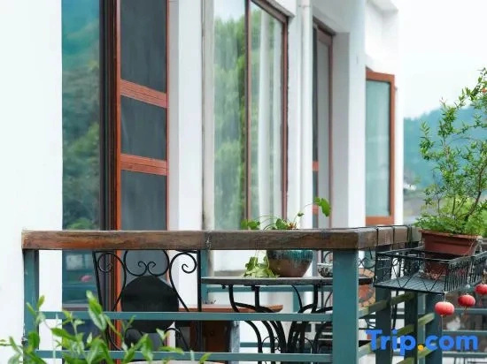 Jiujianban Hostel