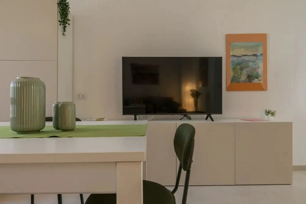 Tripoli White Home by Wonderful Italy