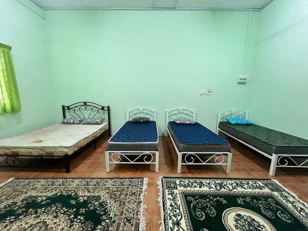 Capital O 91117 Noor Room Stay