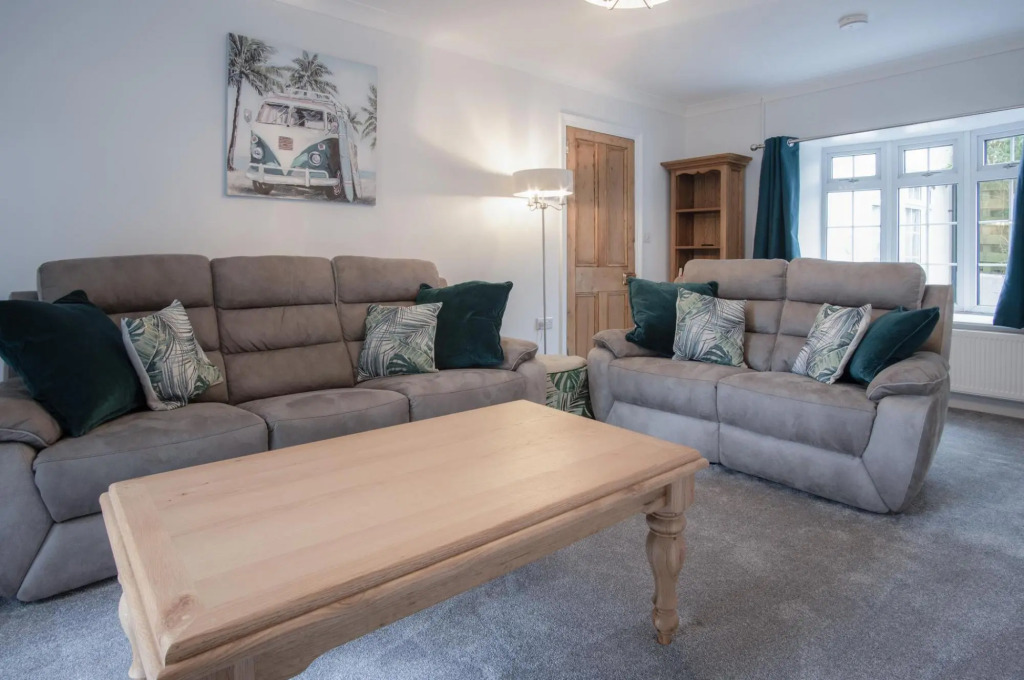 Pendeilo Villa - 5 Bedroom Holiday Home - Amroth