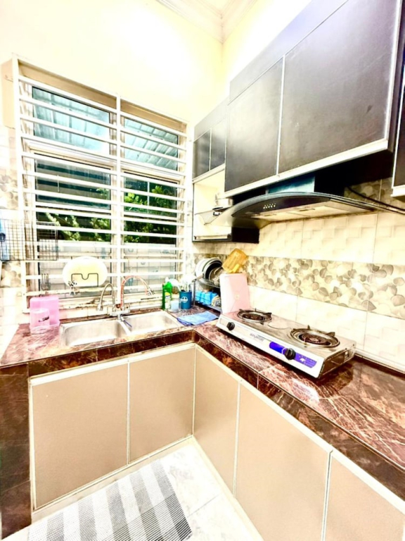 Homestay Selesa KPB Guest House