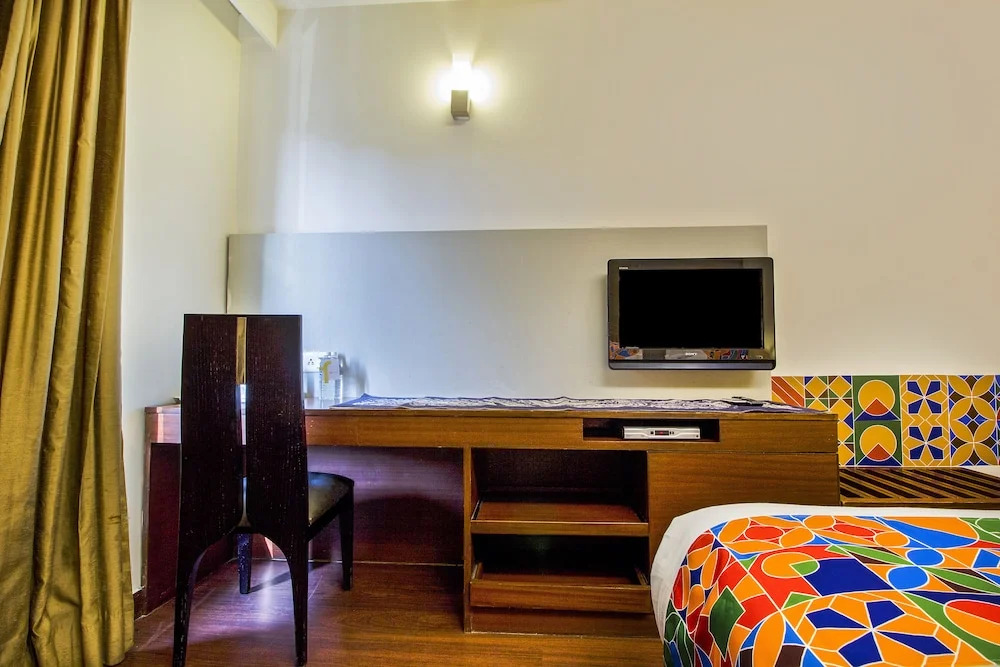 Cabana Hotel