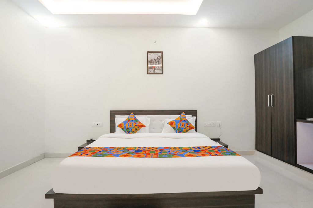 FabHotel Atharv Palace