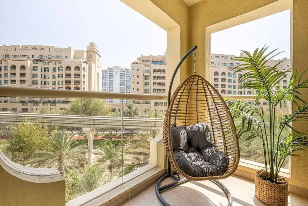 Spacious New Furnished 2br M Palm Jumeirah