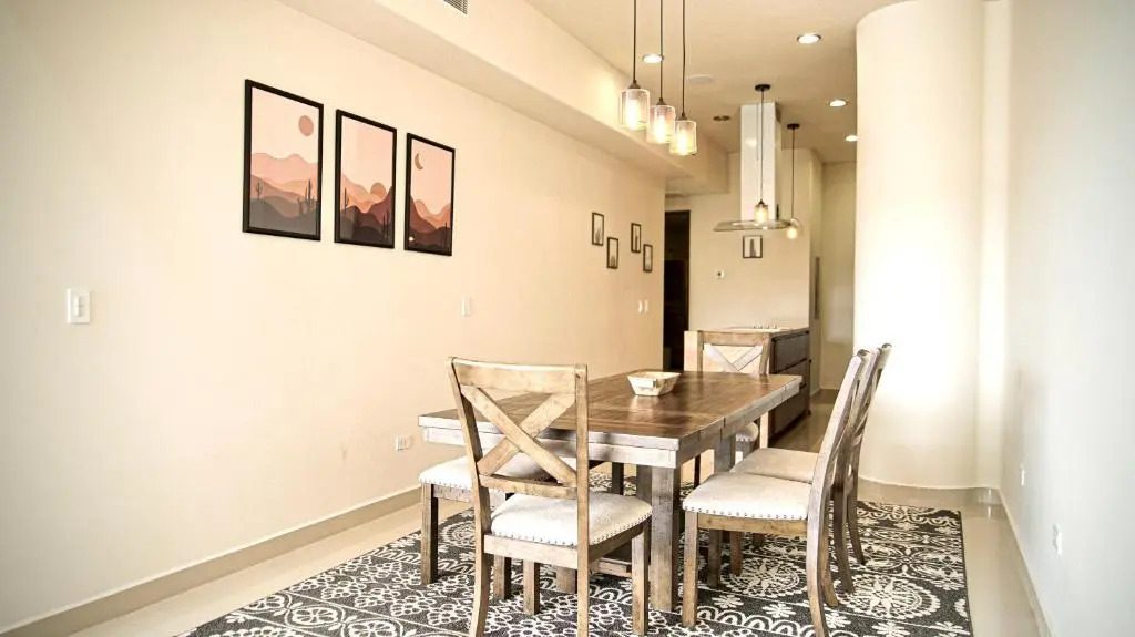 Gorgeous 2 bedroom 2 bath 2 pools Short walk to the beach Camino Viejo 204
