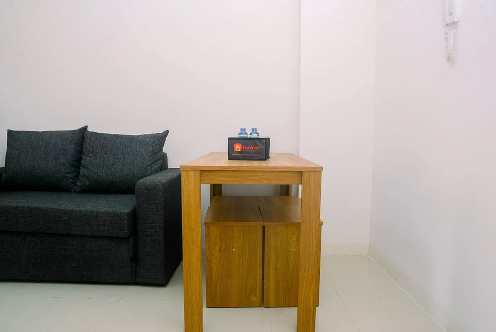 2Br Modern Fully Furnished Bassura City Apartment