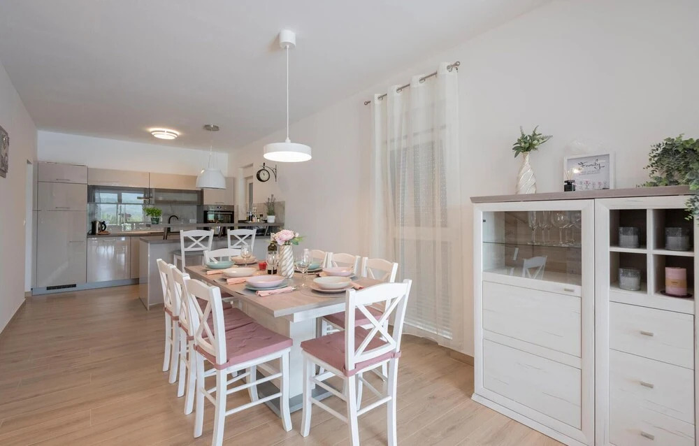 Nice Apartment in Trogir With 2 Bedrooms and Wifi