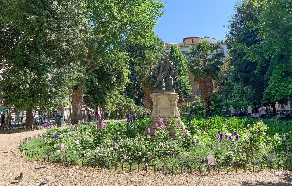 Amazing Apartment in Roma With Wifi and 2 Bedrooms