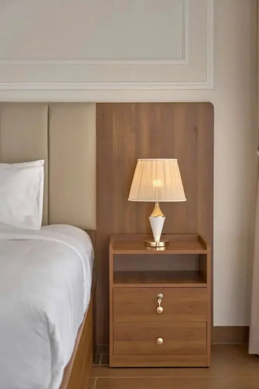 Lyns Hotel