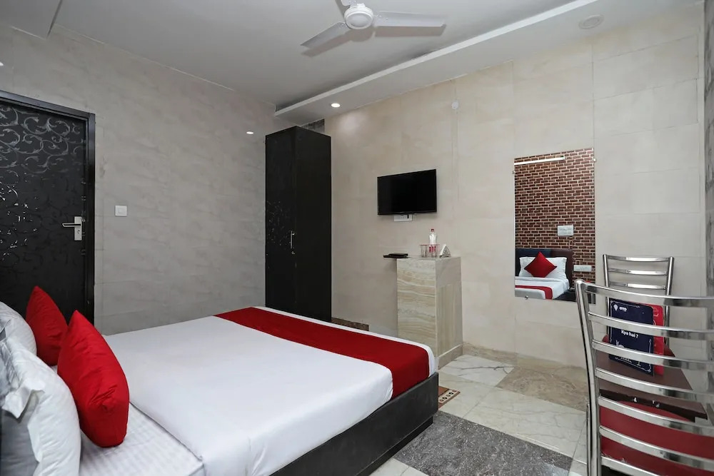 Royal King Residency By OYO Rooms
