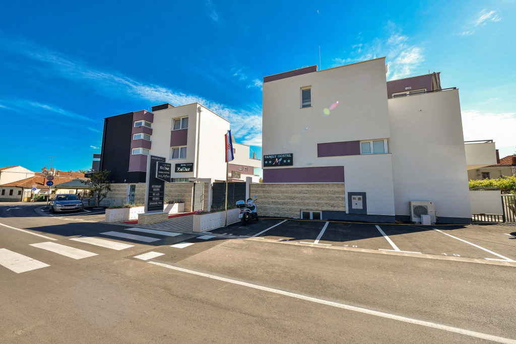 Hotel ZaDaR