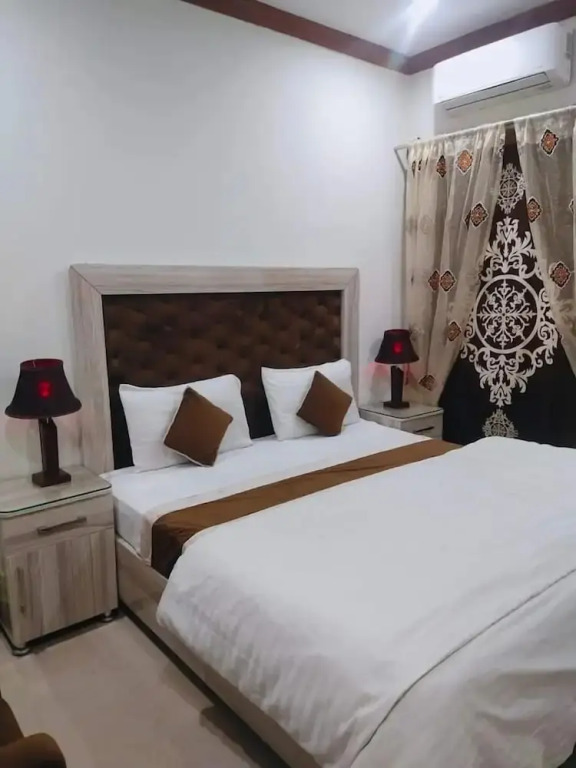 Executive Inn Guest House