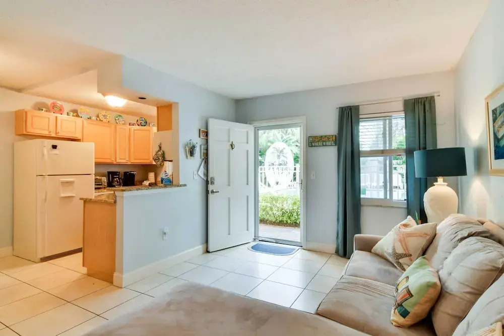 Steps to St. Pete Beach: Condo w/ Pool!