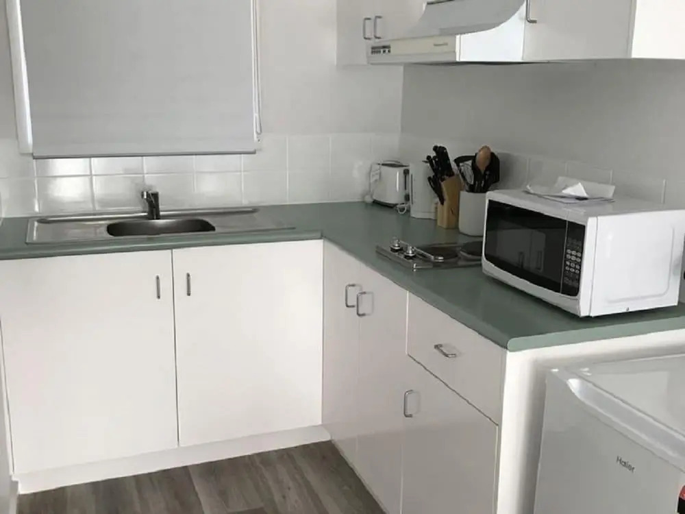 Mibnb Geelong CBD Spacious Studio Apartments