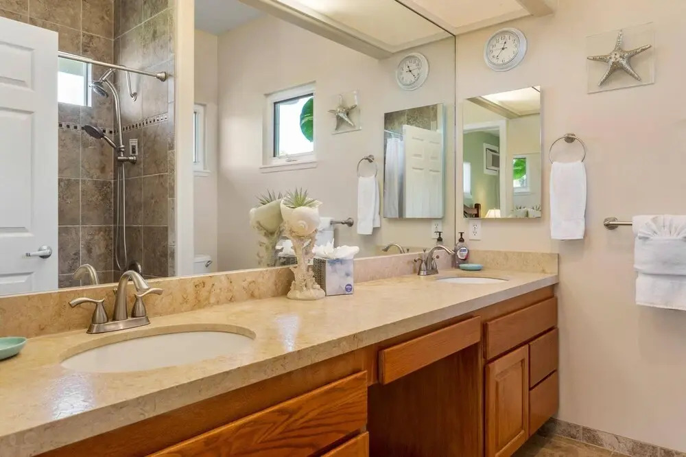 Big Island Awamoa Hale by Coldwell Banker Island Vacations