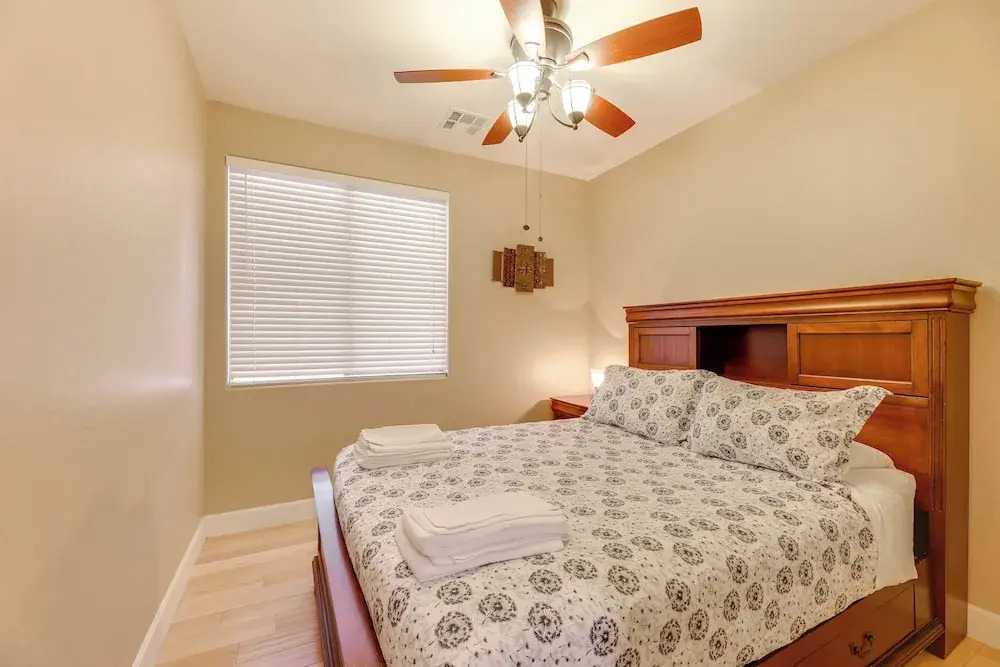 Family Home w/ Community Perks - 8 Mi to Chandler