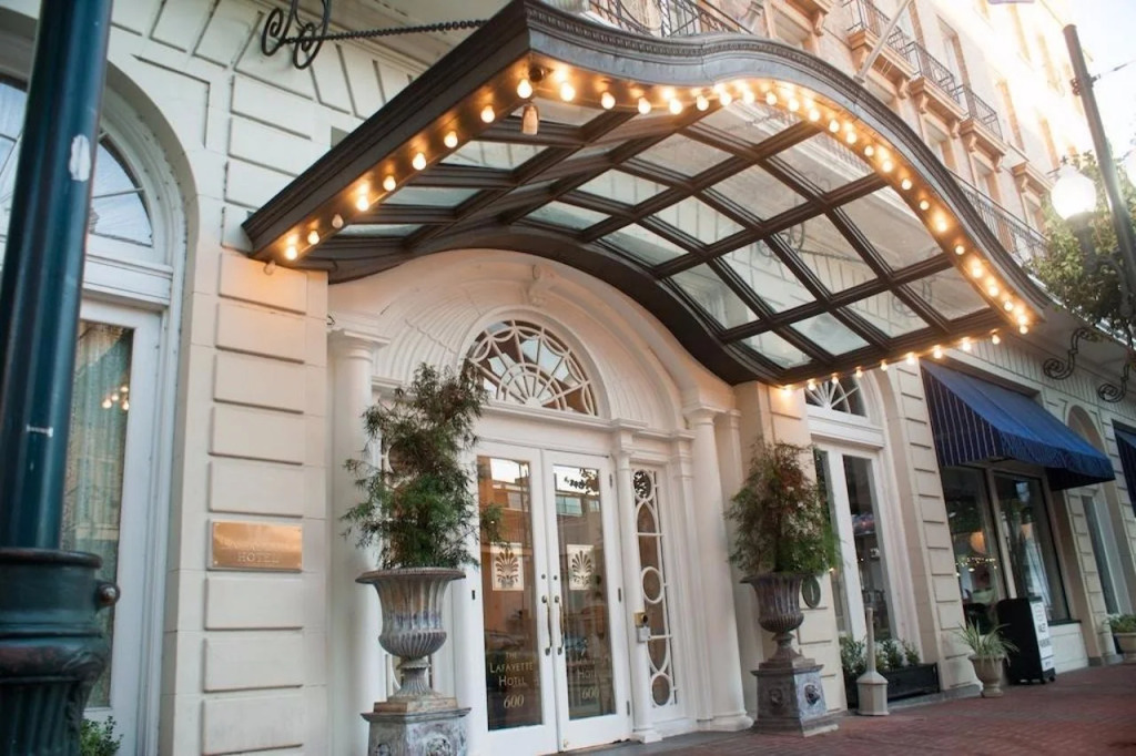 The Lafayette New Orleans By Kasa Living