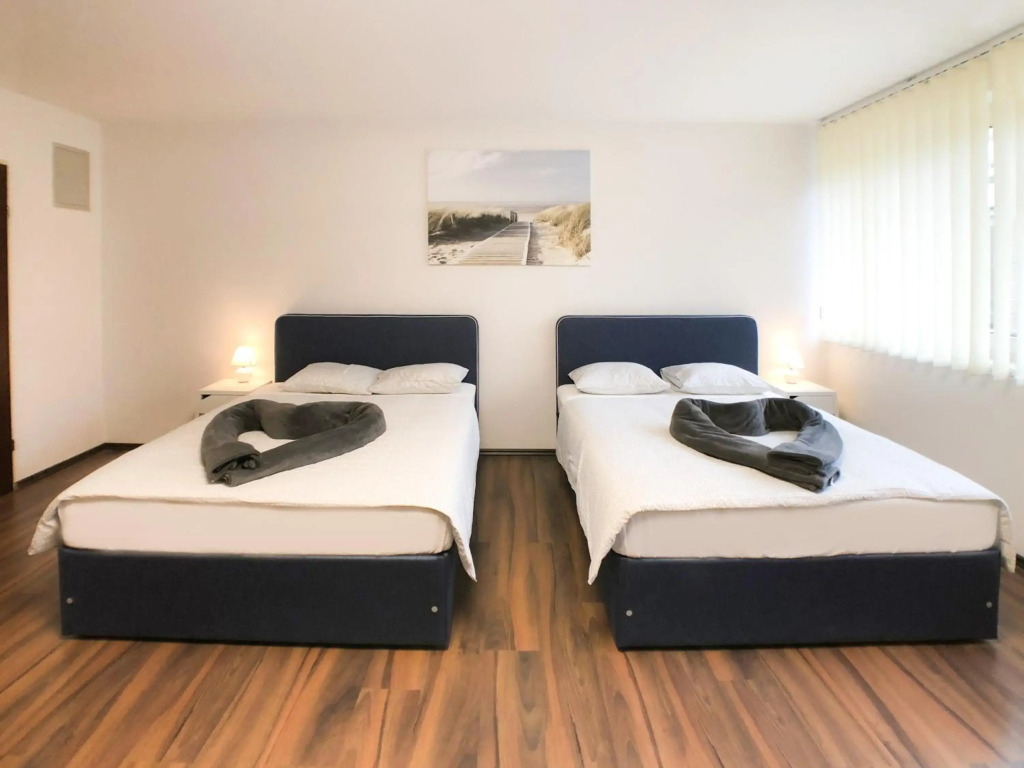 VIPs Apartments