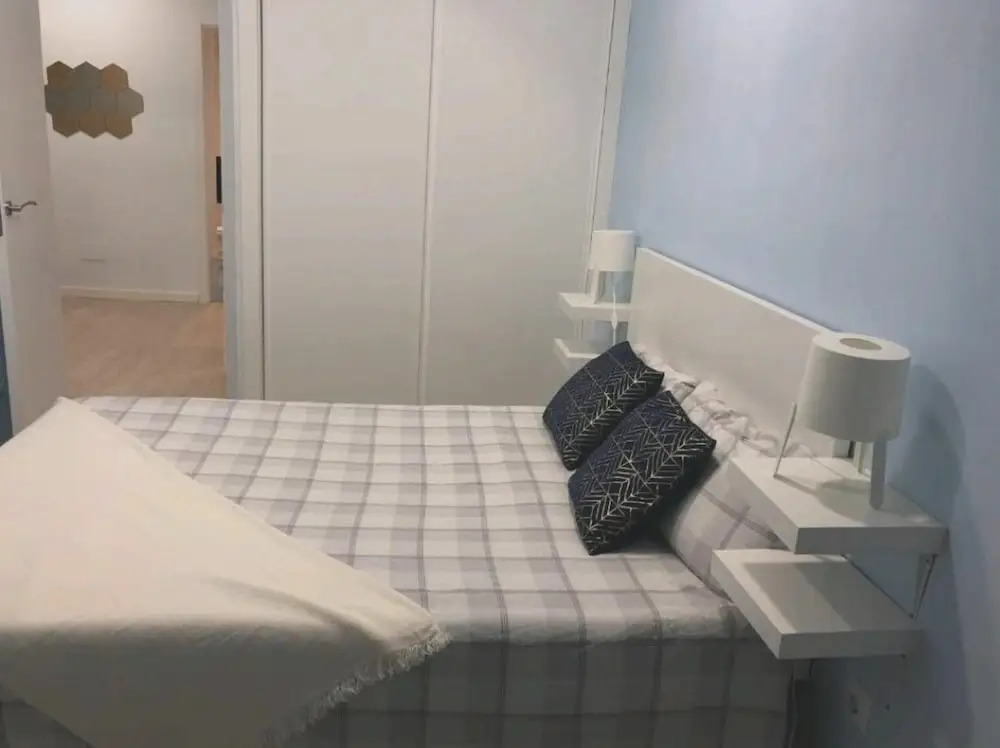 Apartment with 2 Bedrooms in Madrid, with Wifi