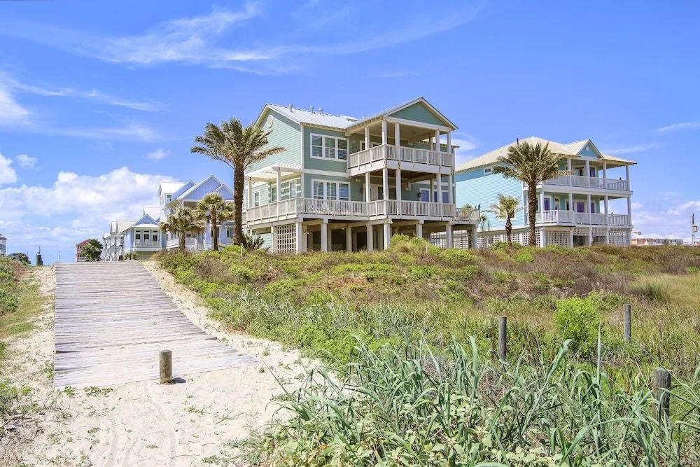 Kathies Beachfront Kottage