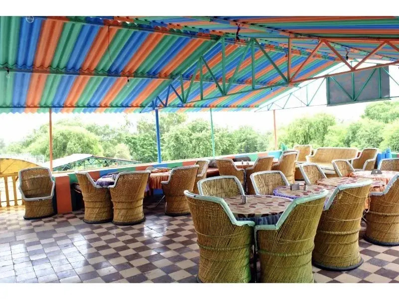 Vista Rooms at Gadisar Road
