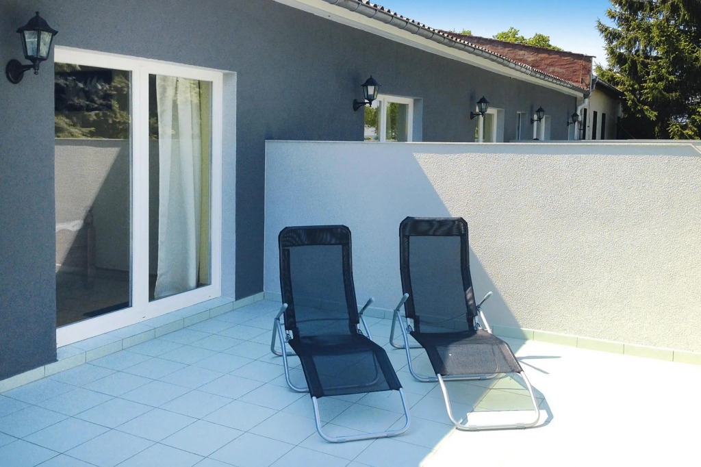 Apartments with terrace at the Kummerower See in Sommersdorf