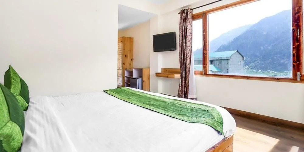 Aash Manali Retreat Spa & Resort