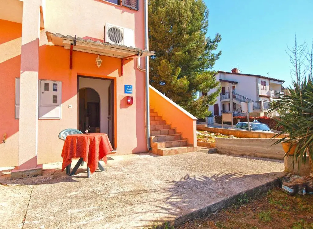 Apartments Sandra 1335