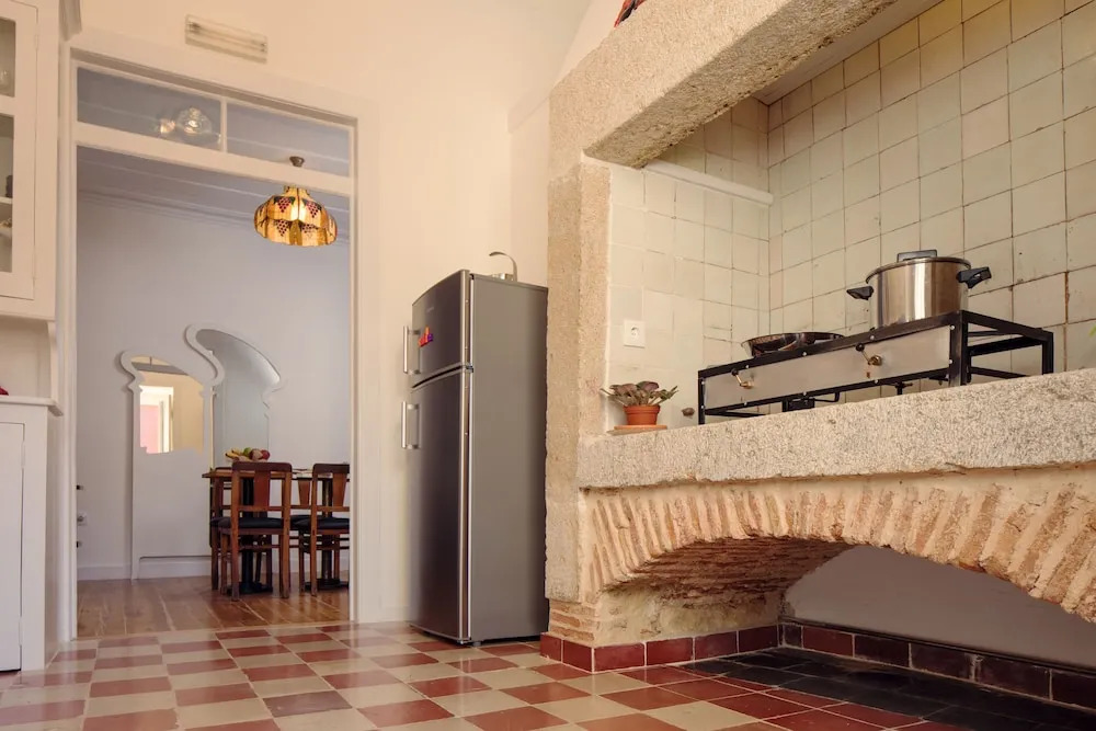 Lisbon Calling Rooms & Studio