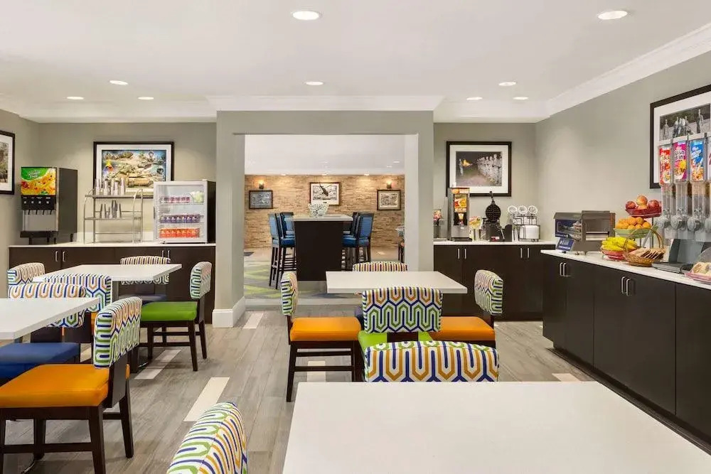 Hawthorn Suites by Wyndham Columbus Fort Benning