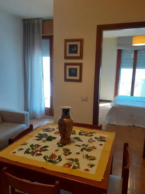Apartment Elena, centrale, 3km dal mare