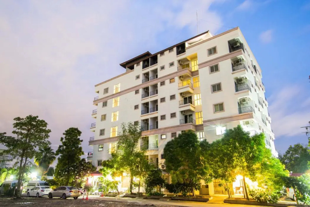 Theorie Hotel Sukhumvit 107 by SLH