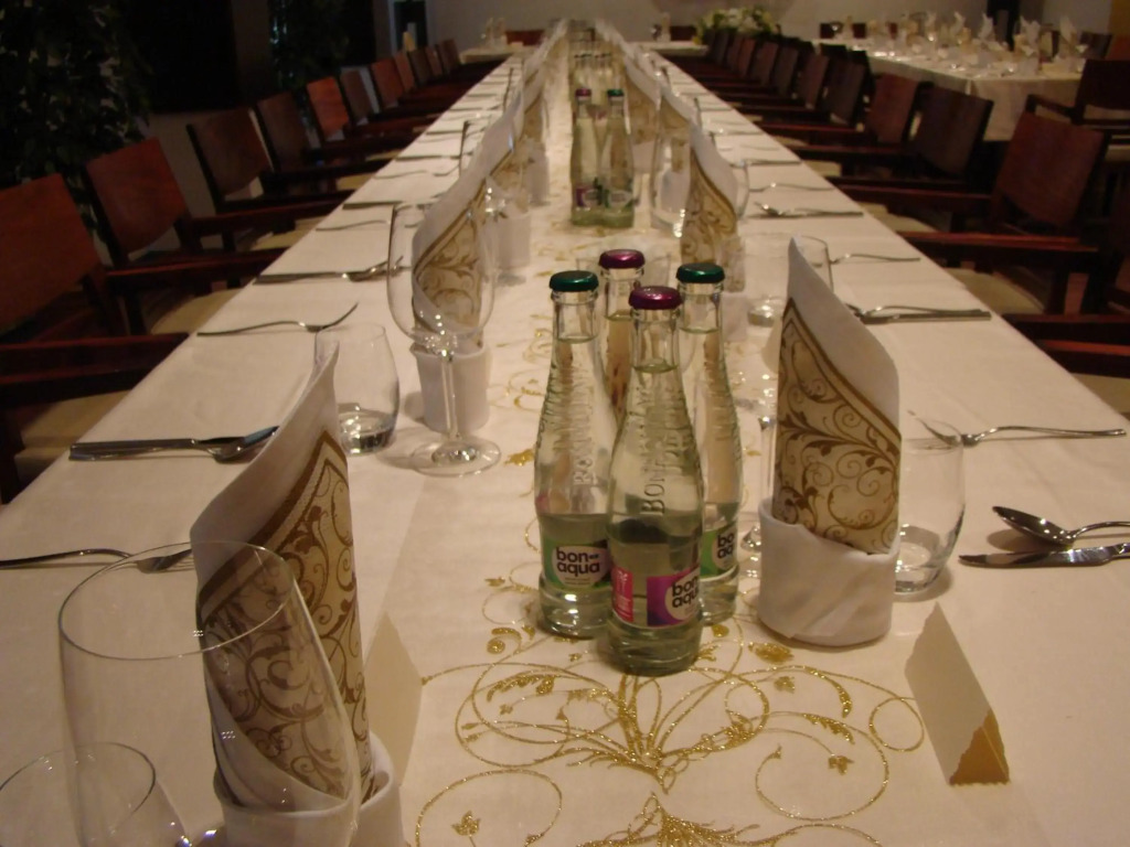 Aston Hotel