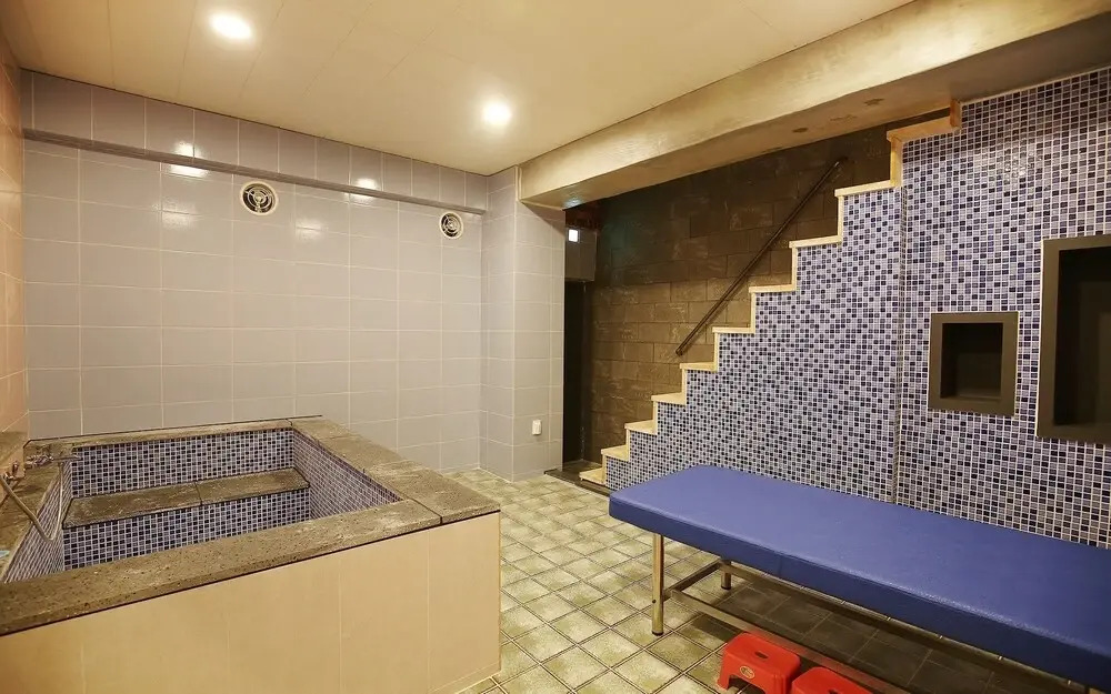 Jecheon Case Hotel