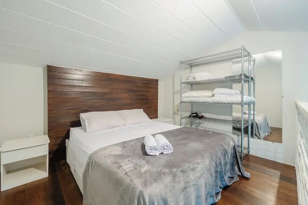 Apt Just Steps From the Beach and Tamar Project CVI