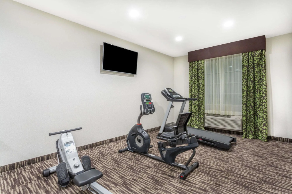 Comfort Inn & Suites North Little Rock JFK Blvd