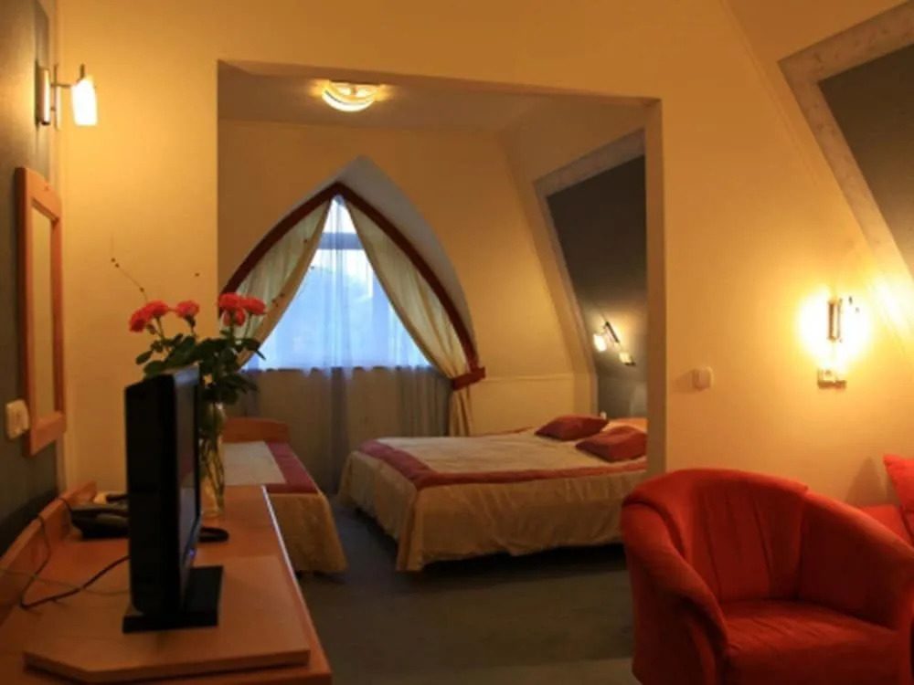 Hotel Négy Évszak