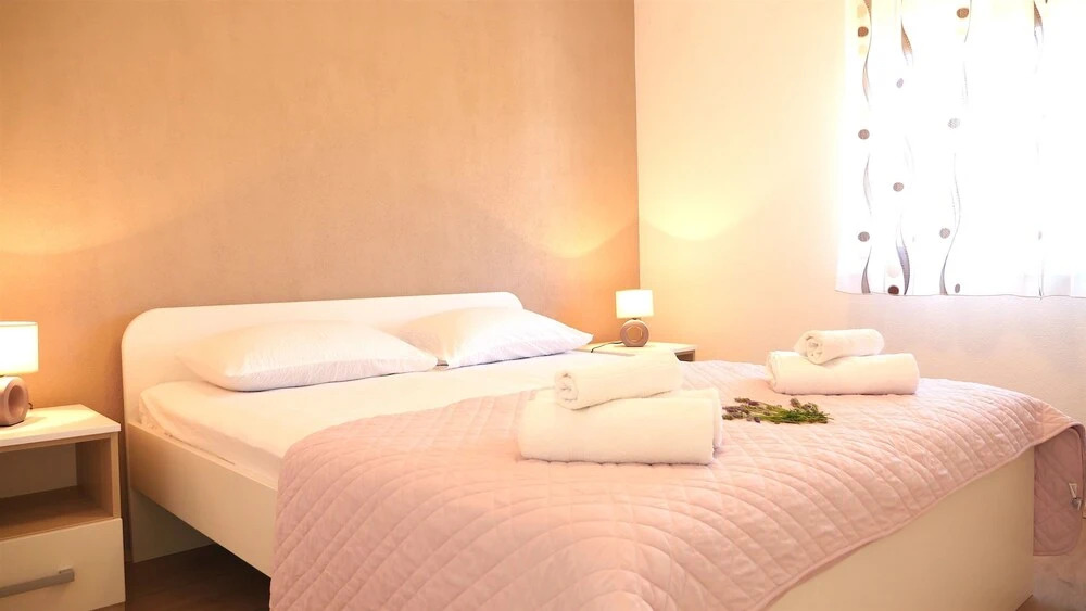 Apartments Feri