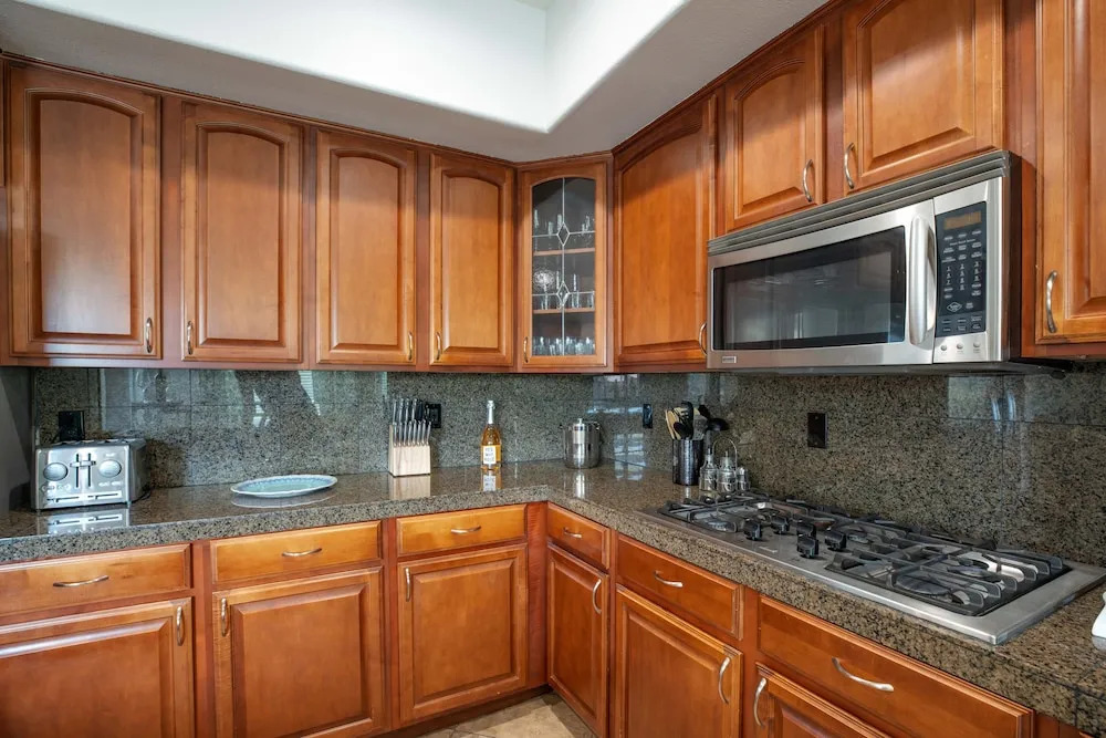 New Listing! Contemporary W/ Pool & Hot Tub 4 Bedroom Home