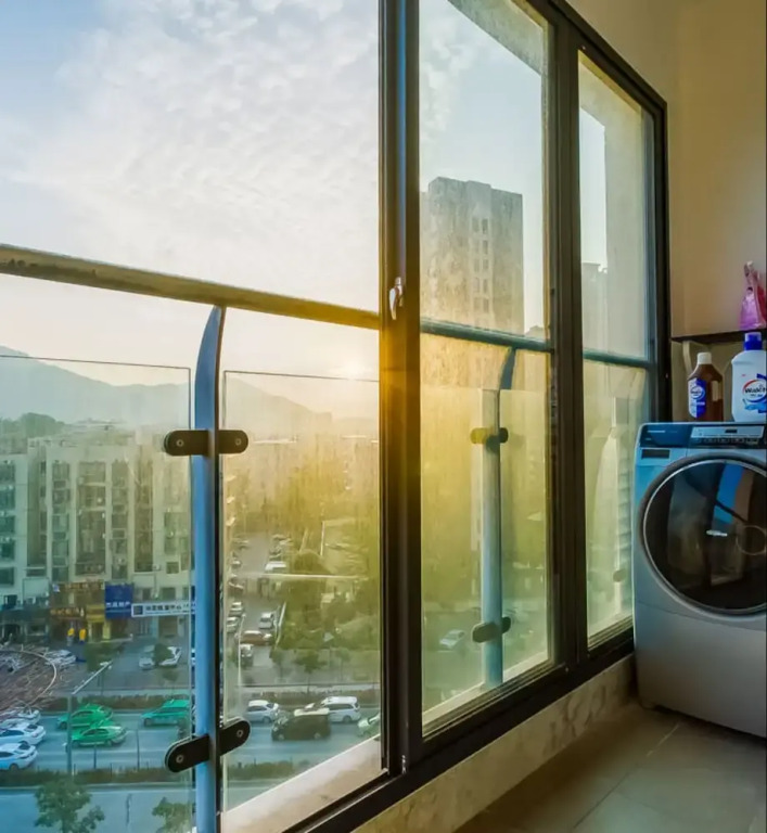 Locals Boutique Apartment Huafa Plaza.4