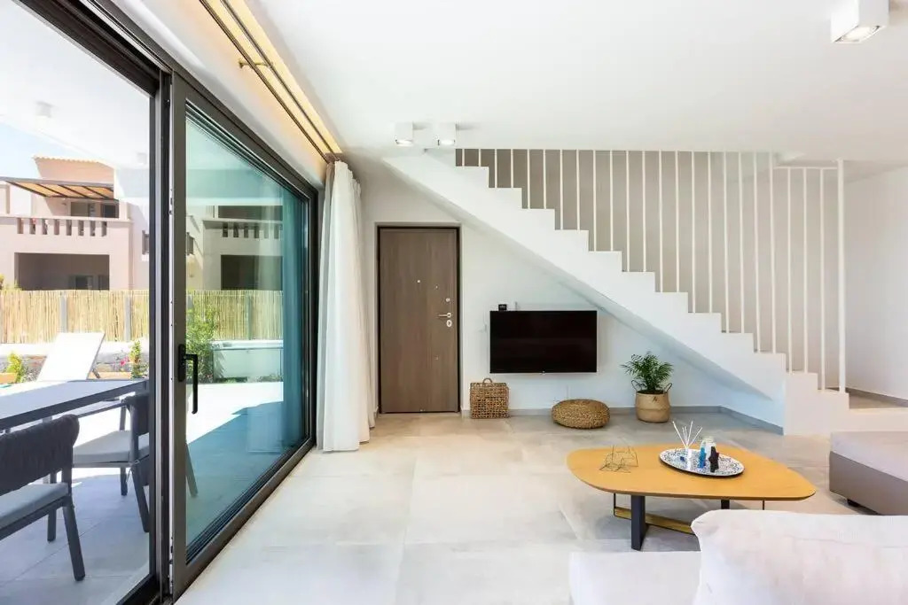 Villa Daphne-Naiades/ 2 bedrooms,luxury,beachfront