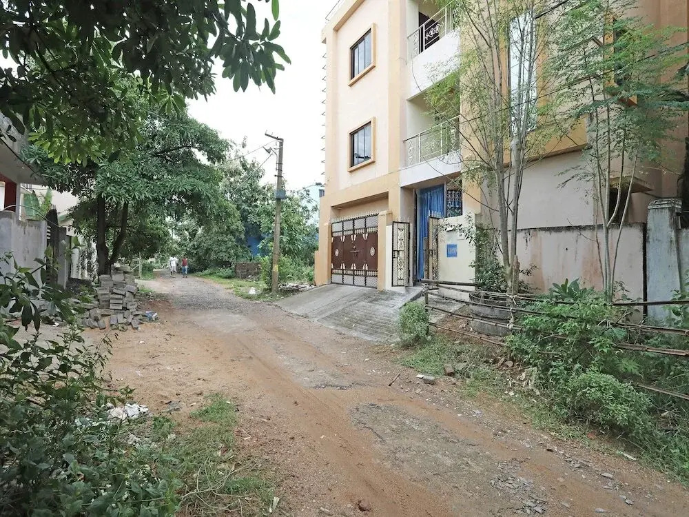 Ma Sum Palace by OYO Rooms