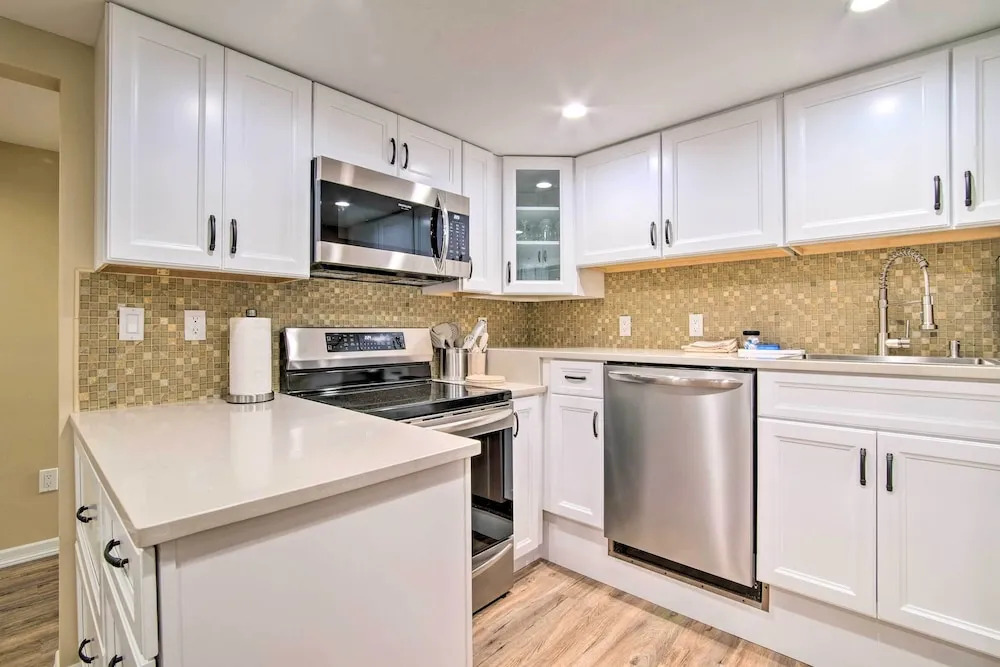 Cozy North Bend Getaway in Walkable Location!