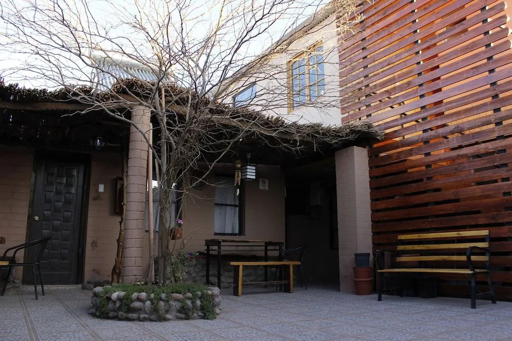 hostal iquisa