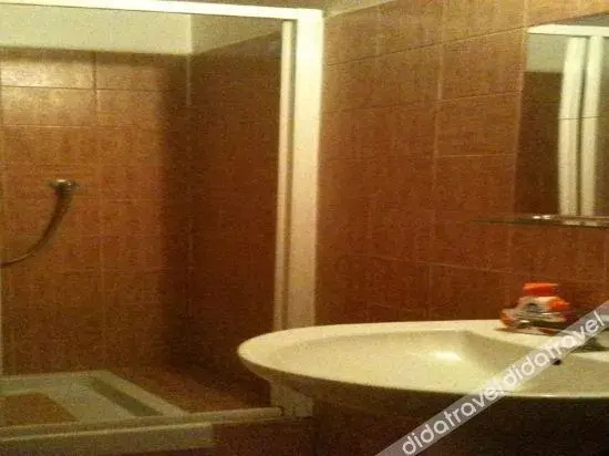 innstation guesthouse