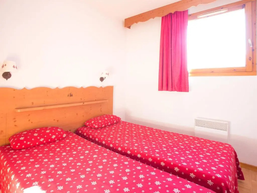 Appartement Puy-Saint-Vincent, 4 pièces, 8 personnes - FR-1-504-30