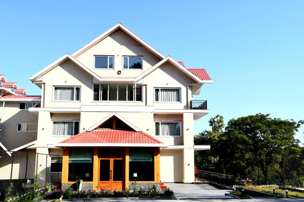 Mastiff Villa Camellia by OTHPL