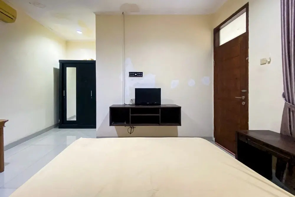 Megarich RedPartner Lippo Cikarang
