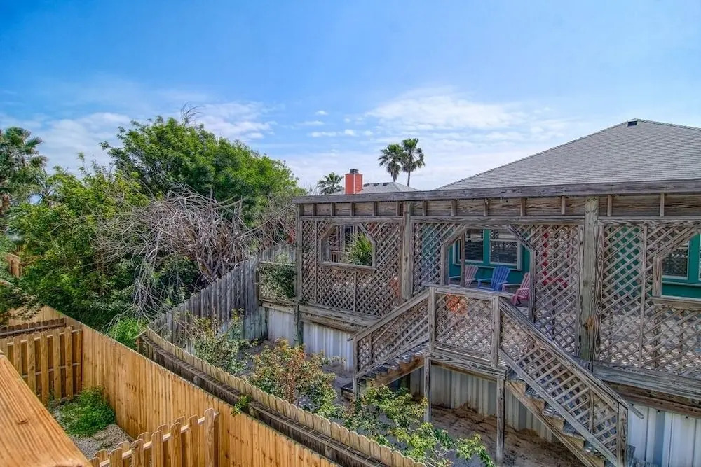 Flip Flops and Pop Tops by Silver Sands Vacation Rentals